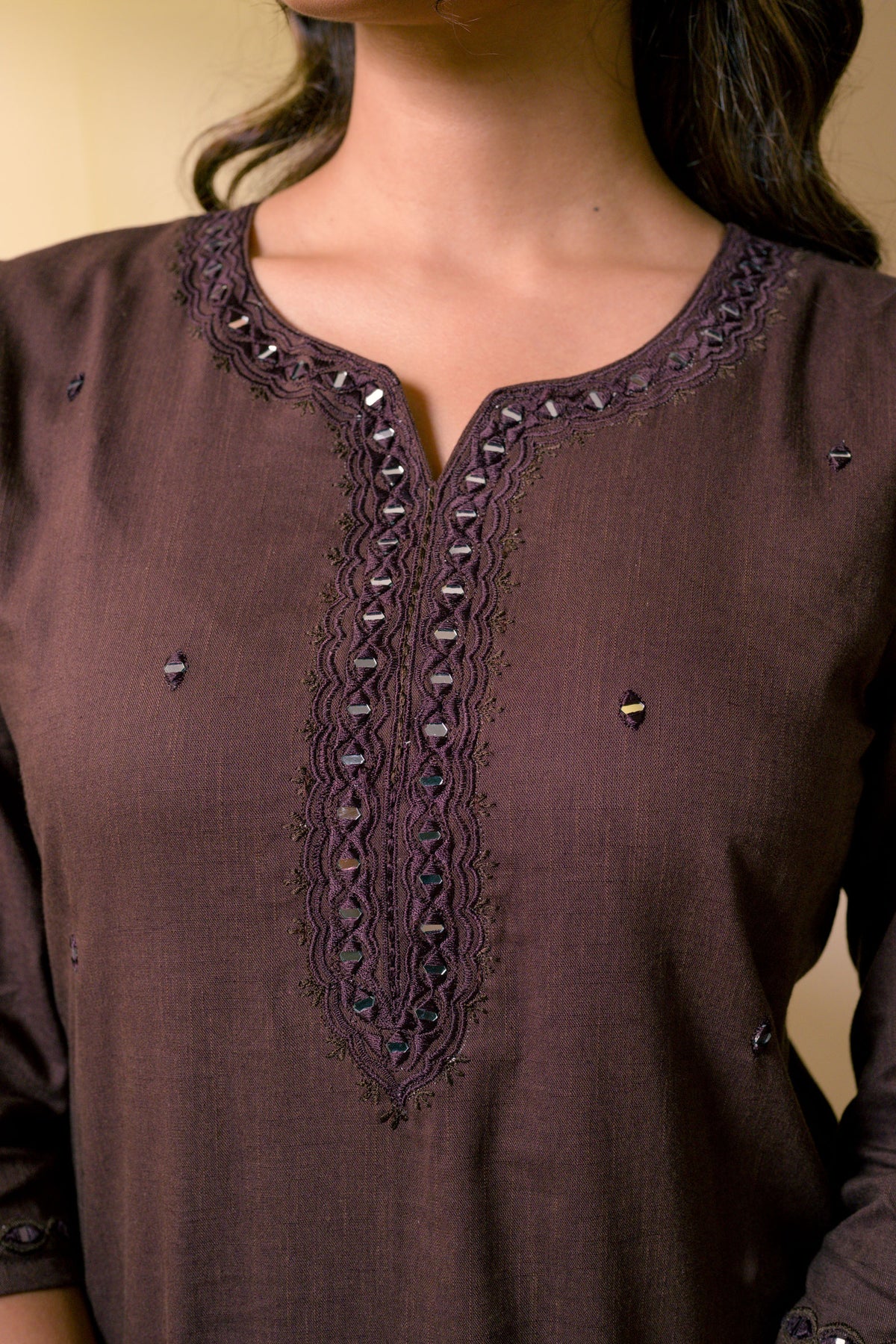 SAANVI KURTA