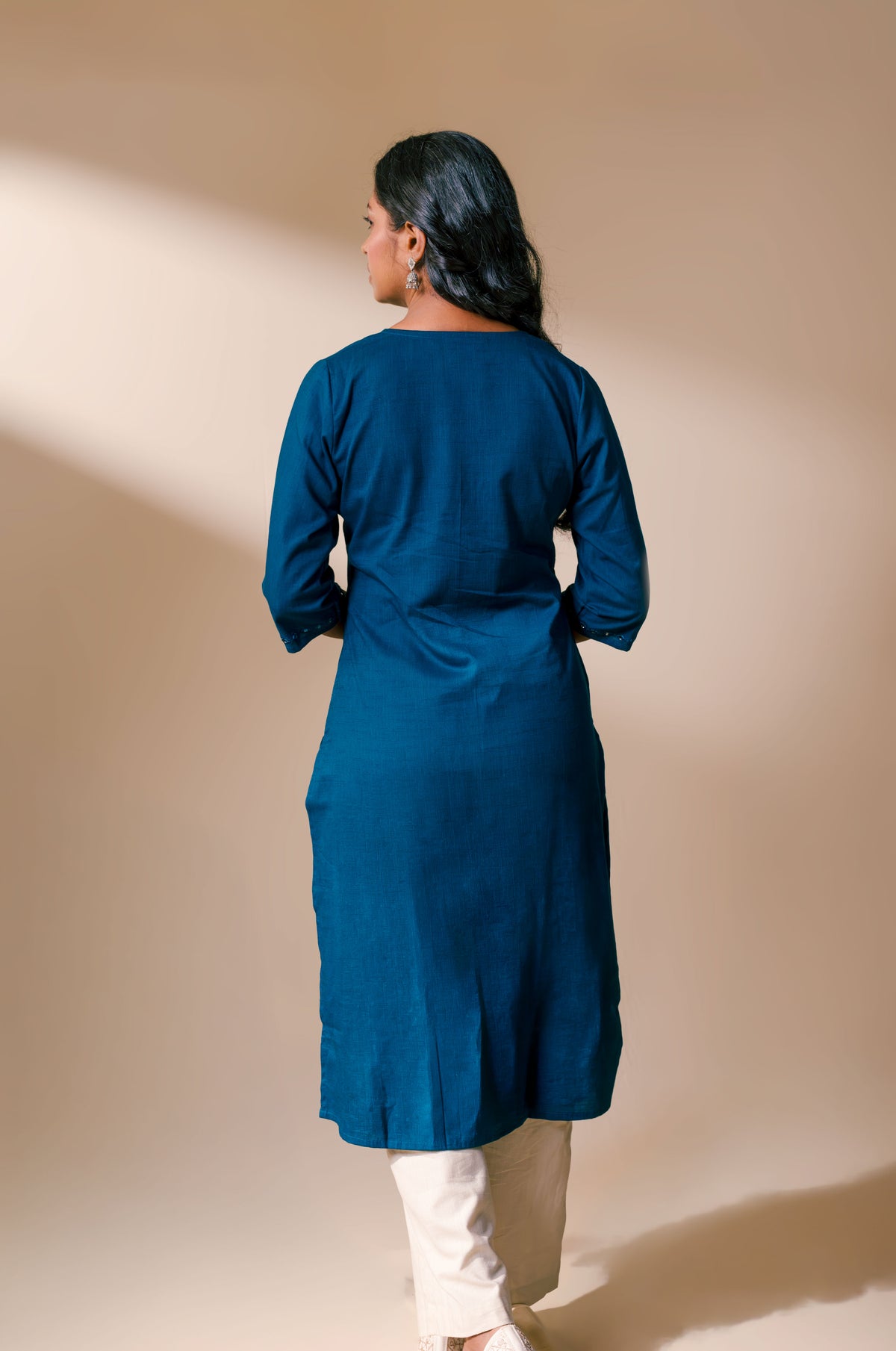 SAANVI KURTA