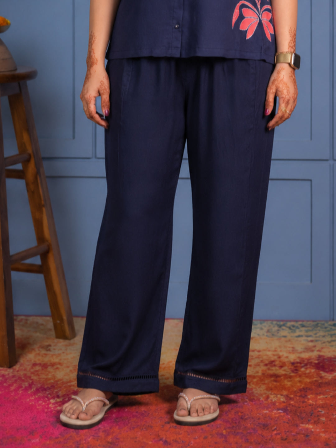 Straight pants